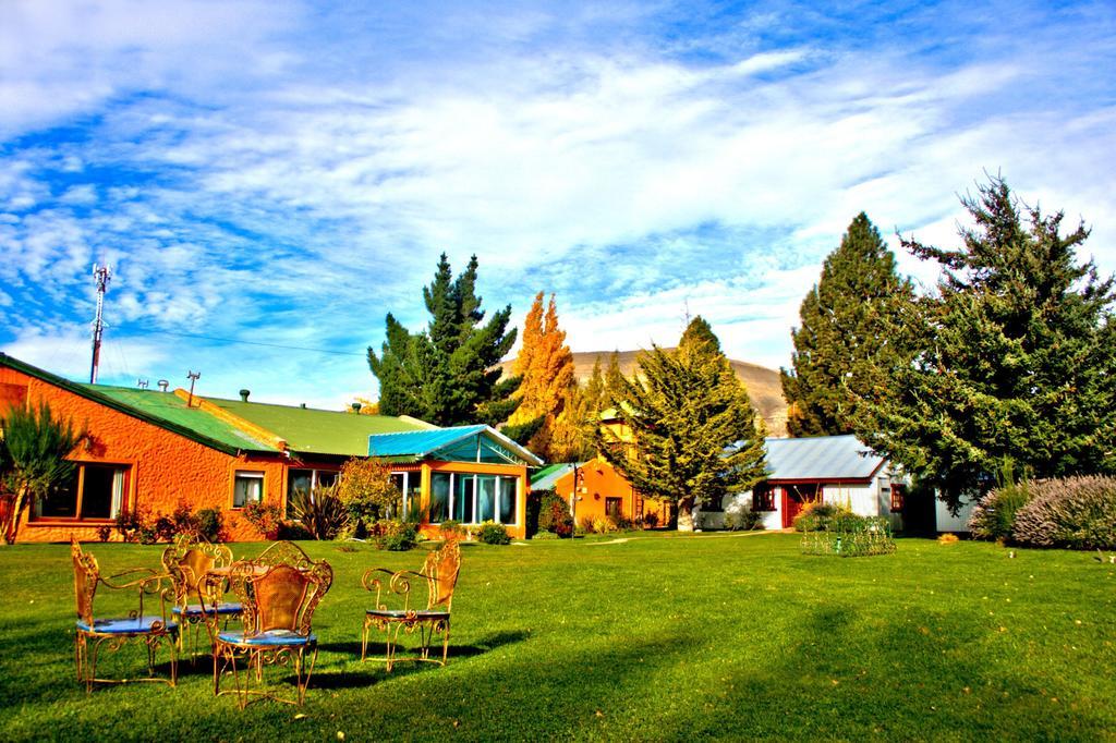 Апарт отель "La Loma" - Vieja Casona Эль-Калафате Экстерьер фото